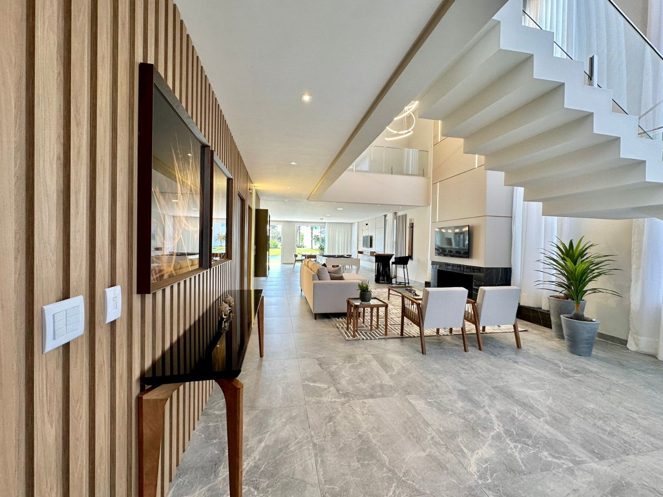 Casa de Condomínio à venda com 5 quartos, 443m² - Foto 5