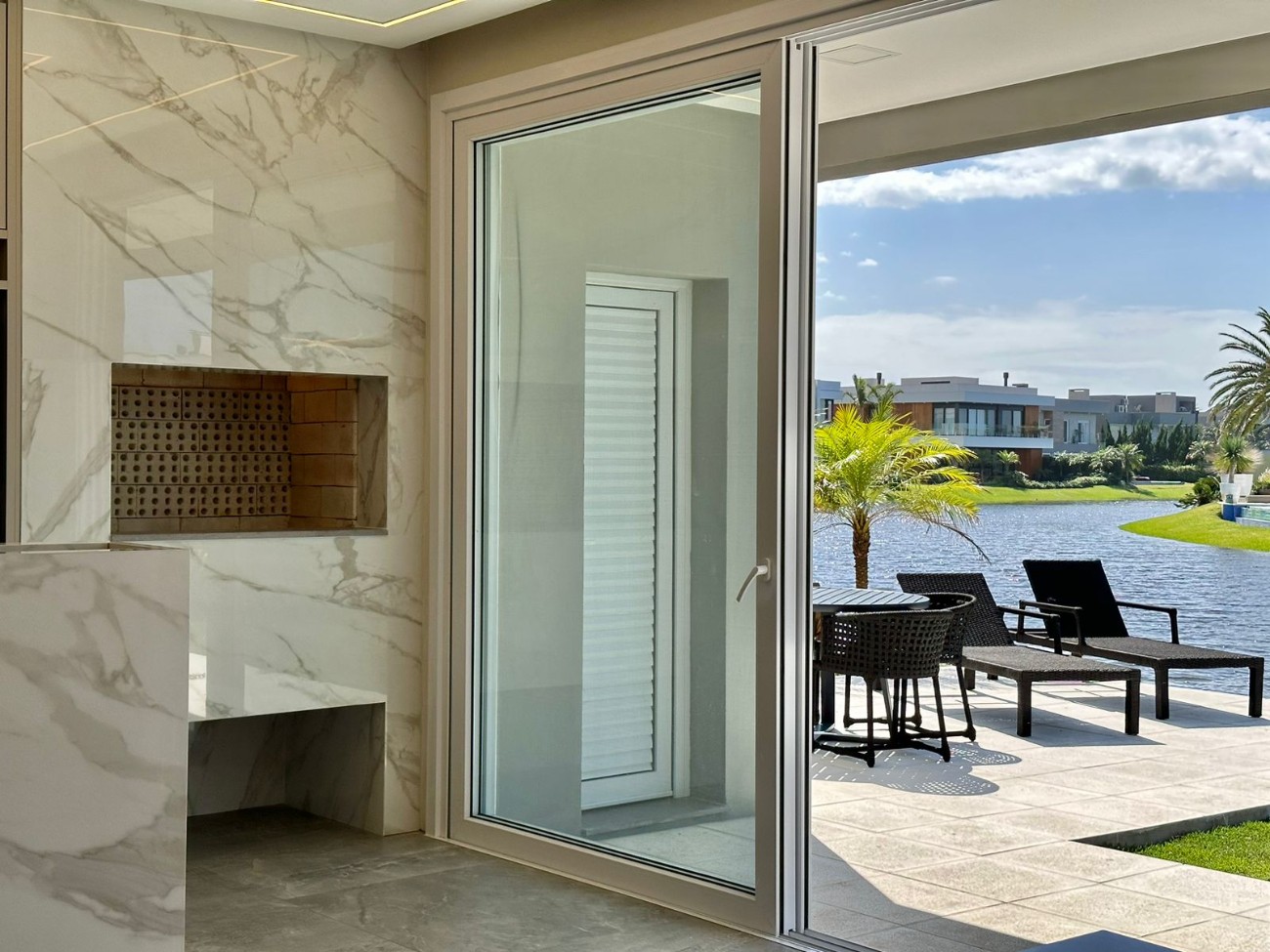 Casa de Condomínio à venda com 5 quartos, 443m² - Foto 13