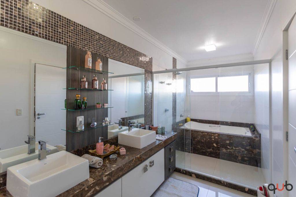 Casa de Condomínio à venda com 5 quartos, 300m² - Foto 15