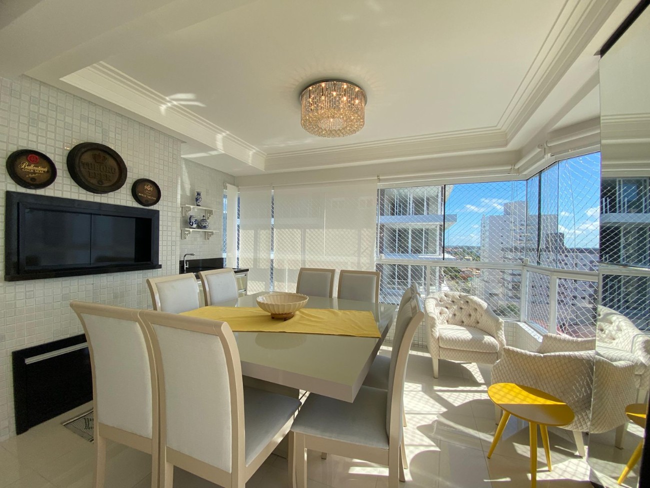 Apartamento à venda com 3 quartos, 155m² - Foto 3