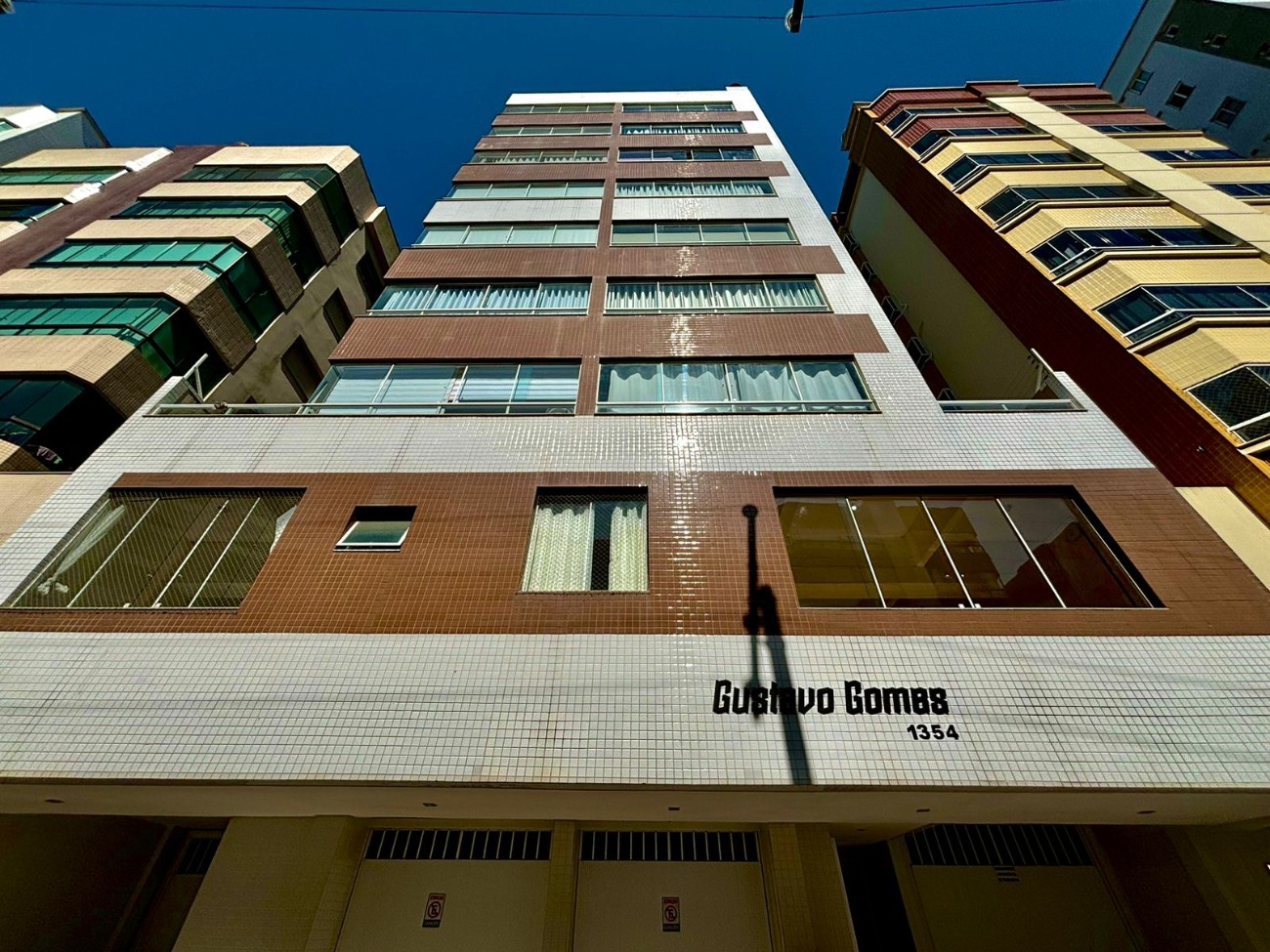 Apartamento, 3 quartos, 136 m² - Foto 2