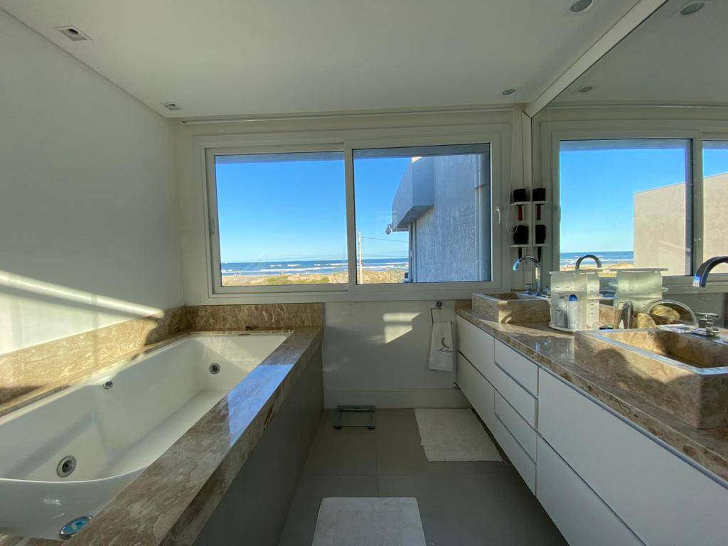 Casa, 6 quartos, 300 m² - Foto 19