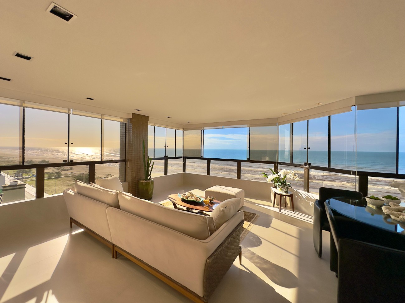 Apartamento 4 dormitórios à venda em Navegantes Capão da Canoa | Ref.: 3018