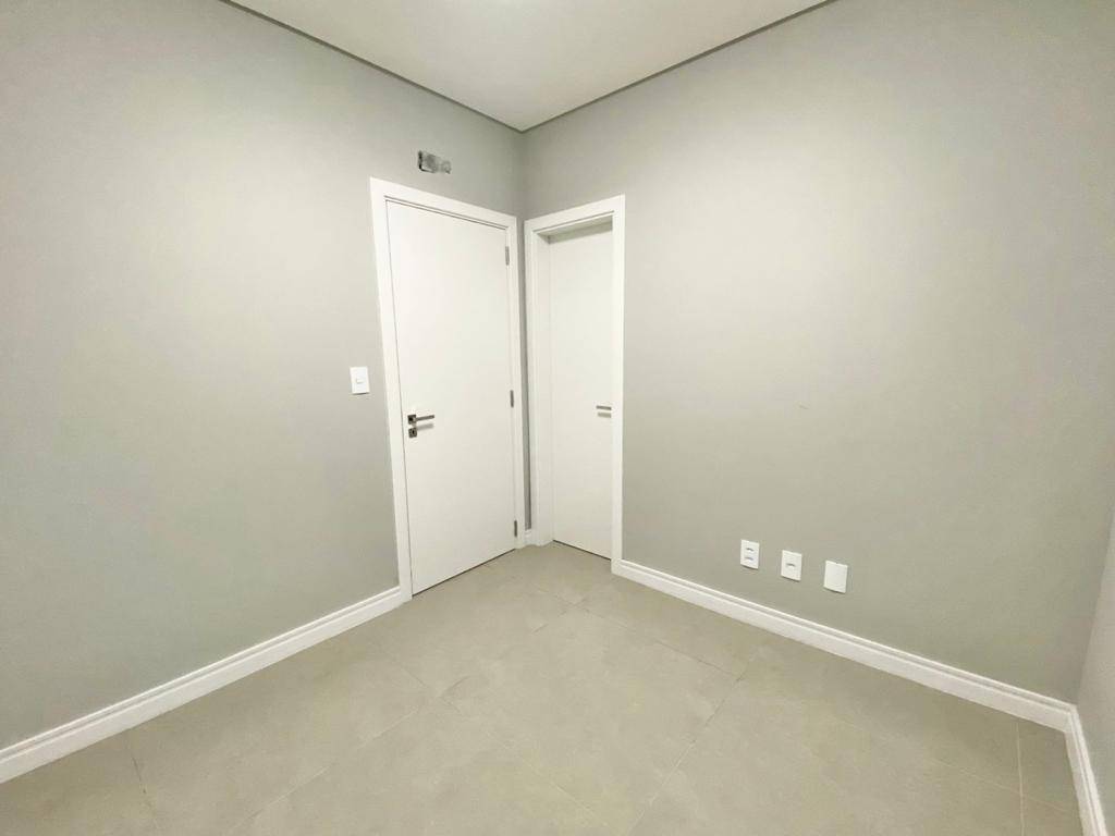 Casa de Condomínio à venda com 3 quartos, 180m² - Foto 18