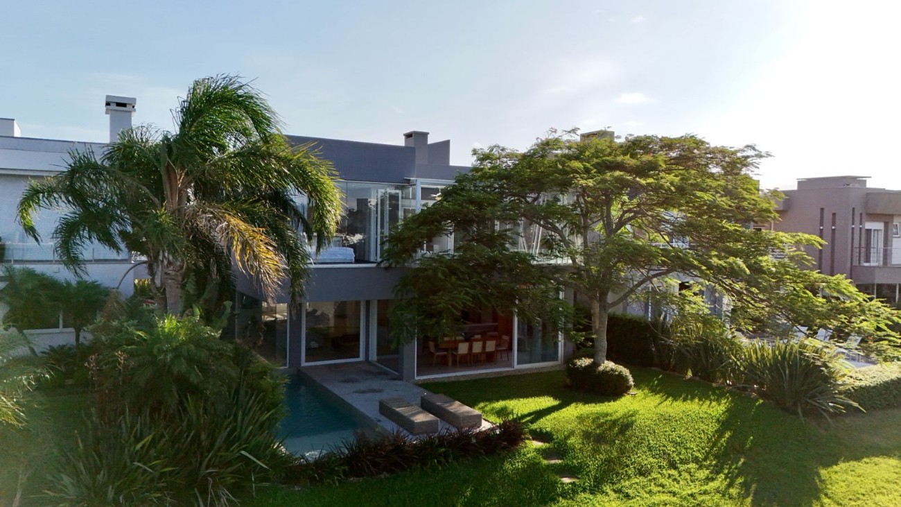 Casa de Condomínio à venda com 5 quartos, 400m² - Foto 2