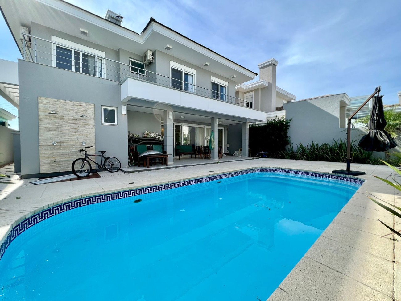 Casa de Condomínio à venda com 6 quartos, 380m² - Foto 10