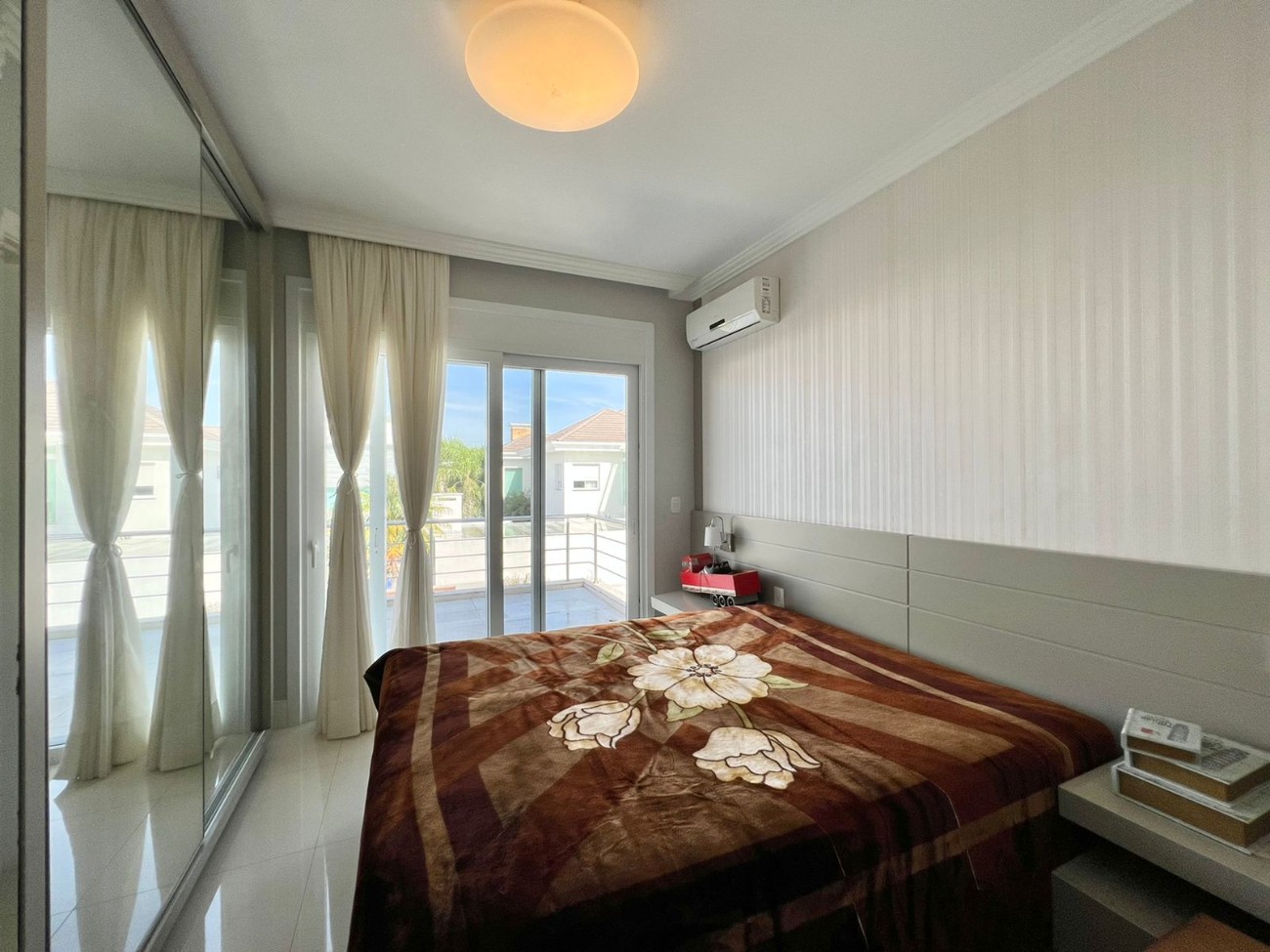 Casa de Condomínio à venda com 6 quartos, 380m² - Foto 18