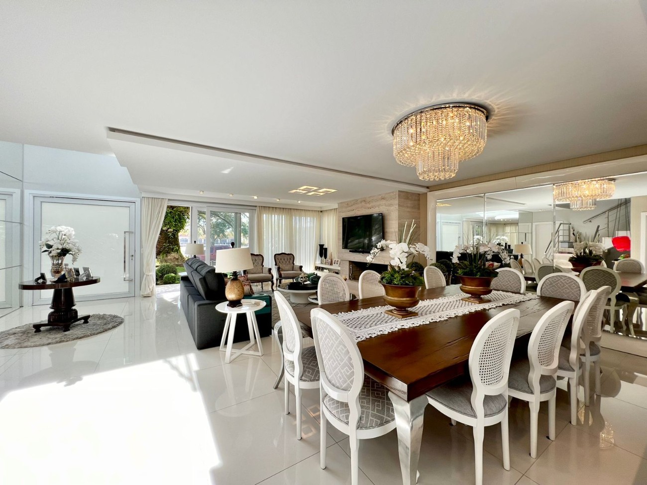 Casa de Condomínio à venda com 6 quartos, 380m² - Foto 7