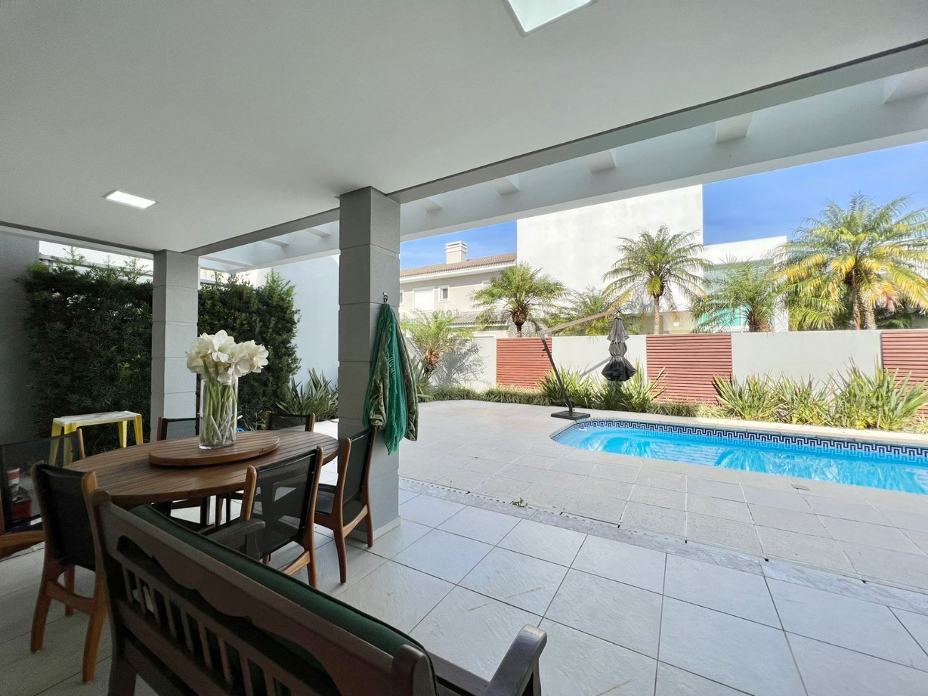 Casa de Condomínio à venda com 6 quartos, 380m² - Foto 11