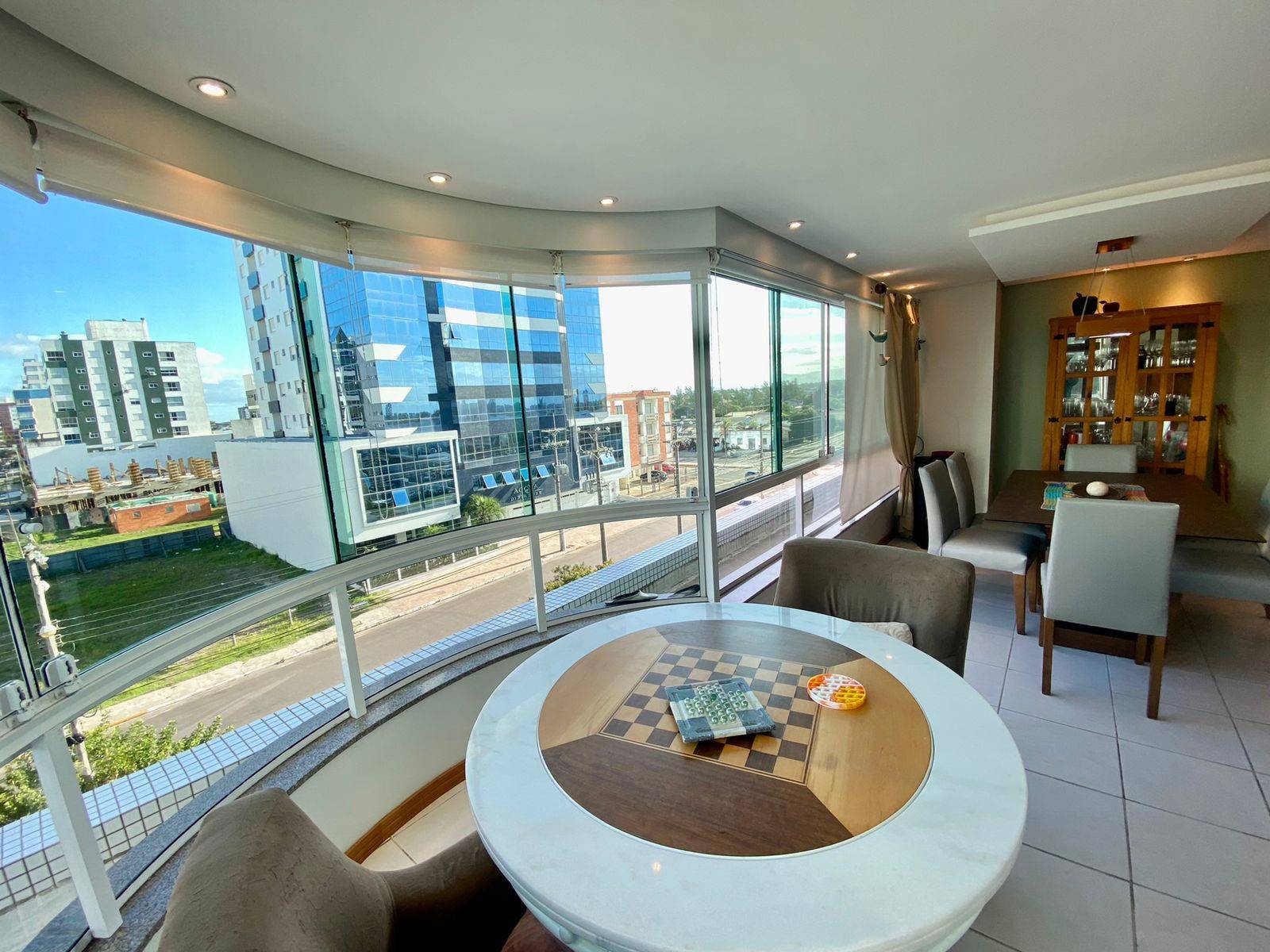 Apartamento à venda com 3 quartos, 170m² - Foto 15