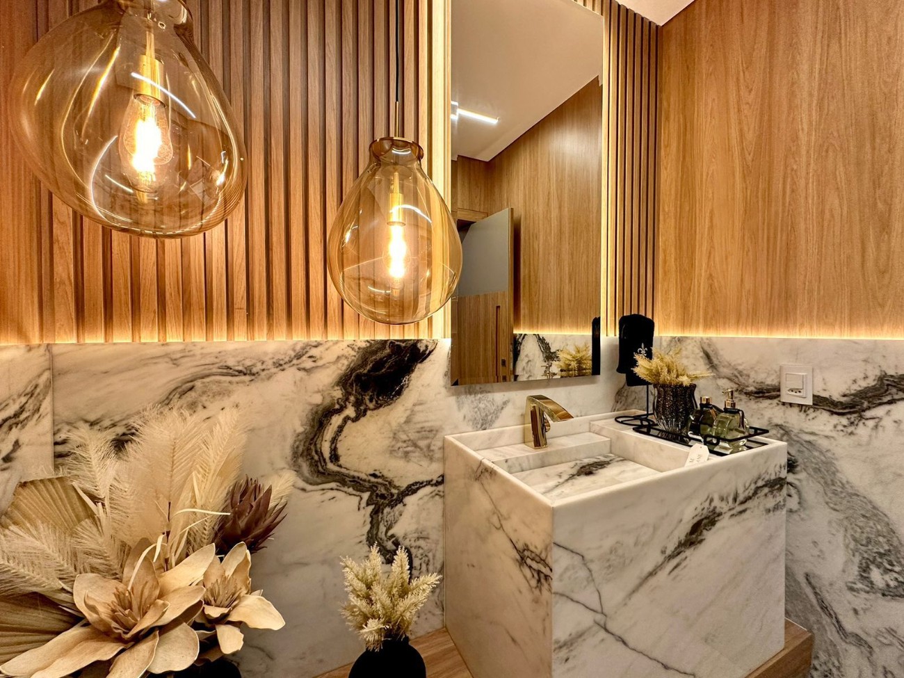 Casa de Condomínio à venda com 5 quartos, 426m² - Foto 5