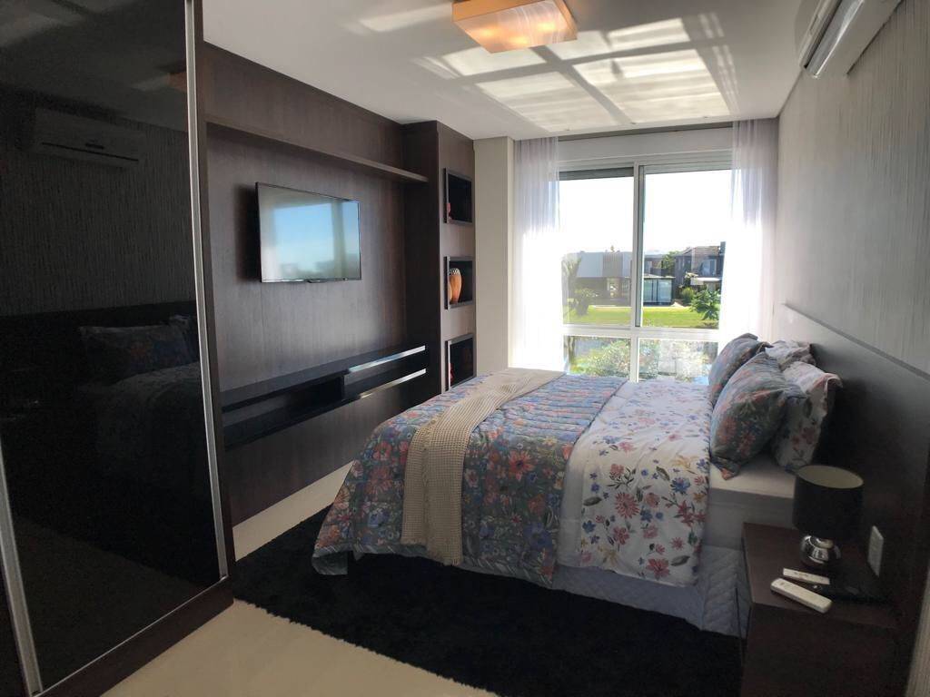 Casa de Condomínio à venda com 4 quartos, 450m² - Foto 5