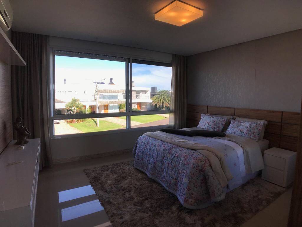Casa de Condomínio à venda com 4 quartos, 450m² - Foto 6