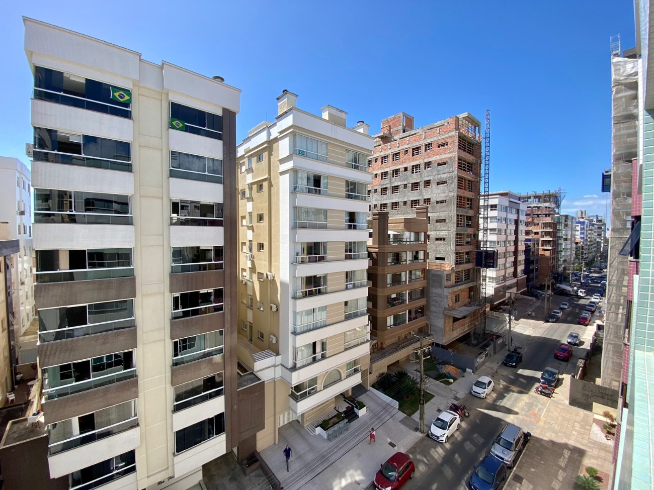 Apartamento à venda com 3 quartos, 122m² - Foto 4