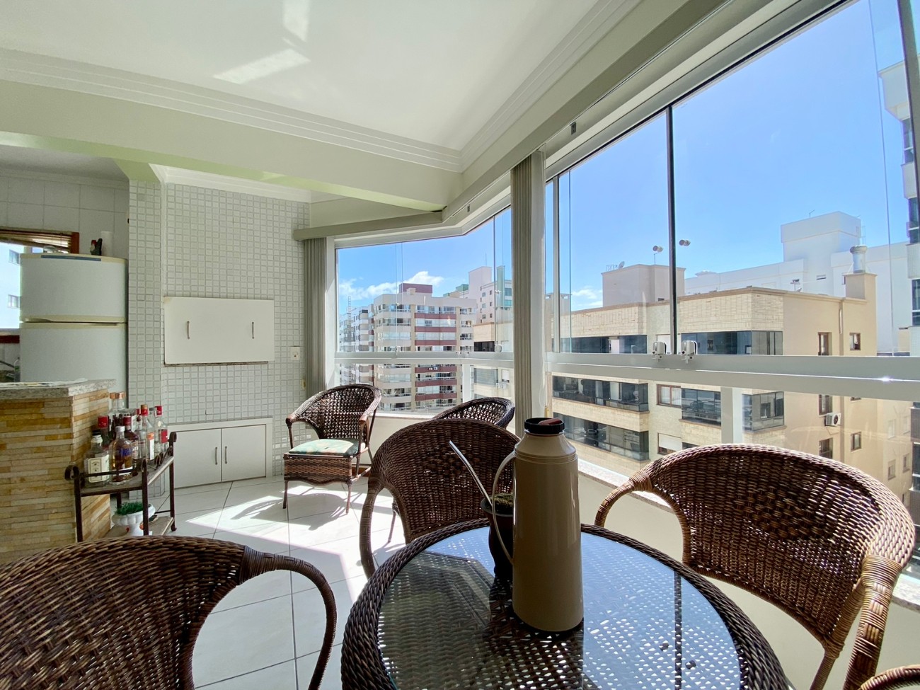 Apartamento à venda com 3 quartos, 122m² - Foto 6