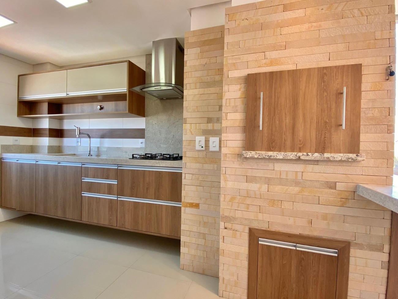 Apartamento à venda com 3 quartos, 115m² - Foto 5