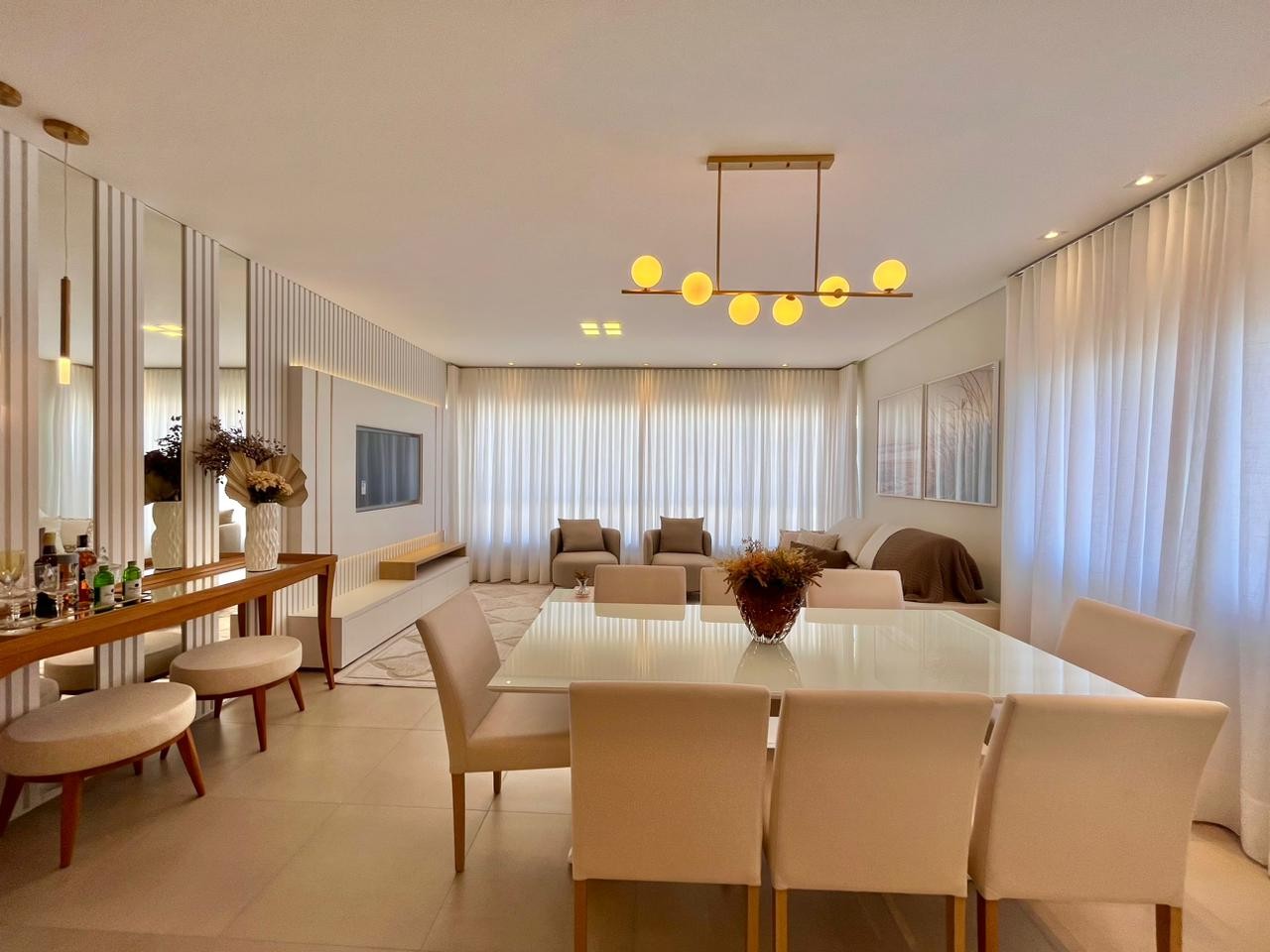 Apartamento, 3 quartos, 218 m² - Foto 4