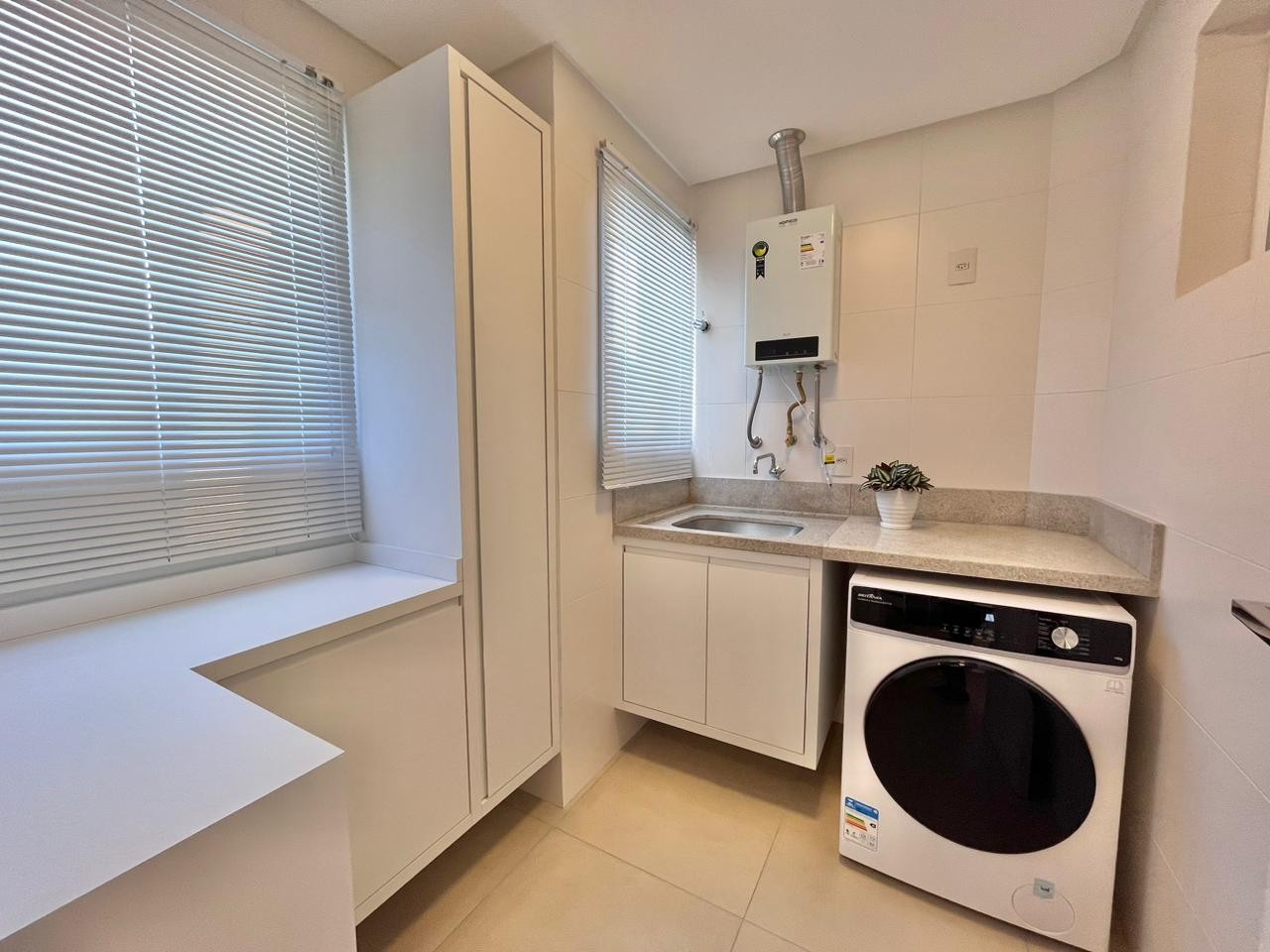 Apartamento, 3 quartos, 218 m² - Foto 11