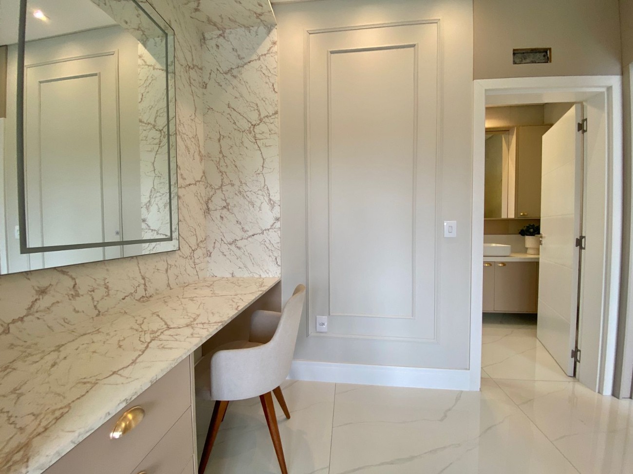 Casa de Condomínio à venda com 4 quartos, 310m² - Foto 11