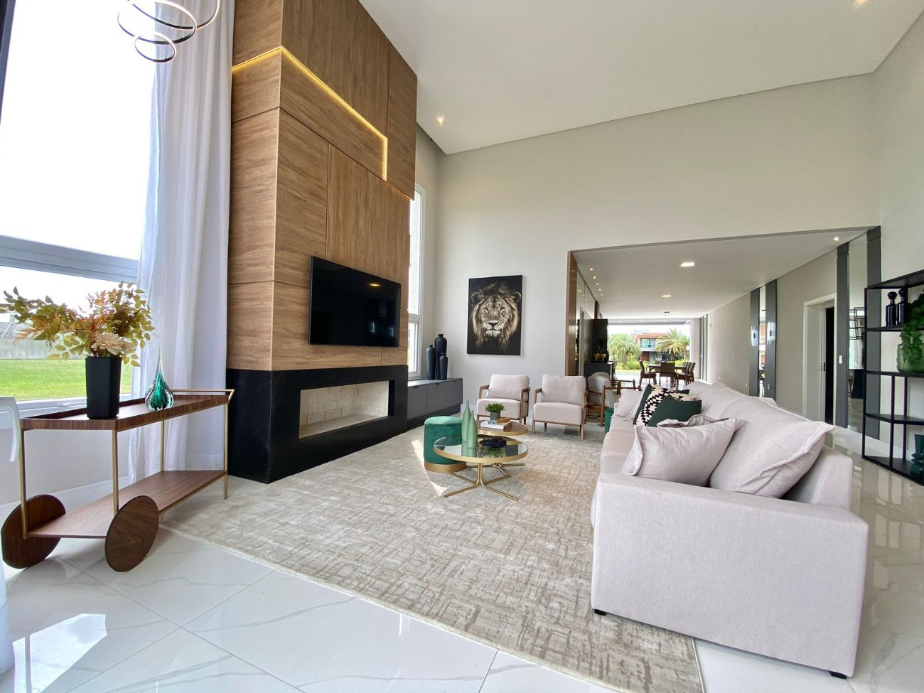 Casa de Condomínio à venda com 4 quartos, 310m² - Foto 3