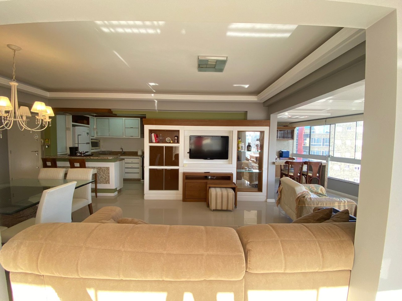 Apartamento à venda com 3 quartos, 156m² - Foto 6
