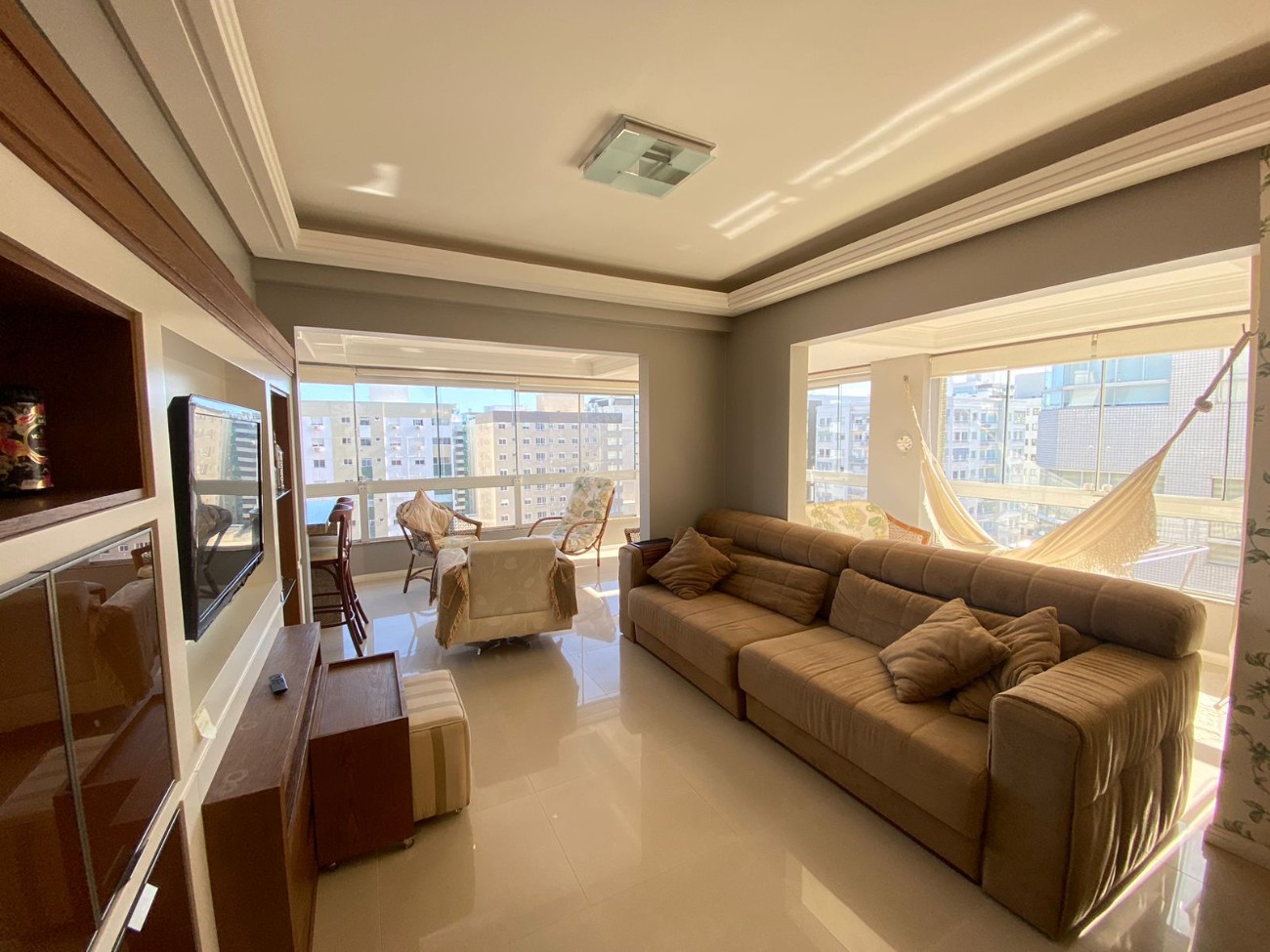 Apartamento à venda com 3 quartos, 156m² - Foto 5