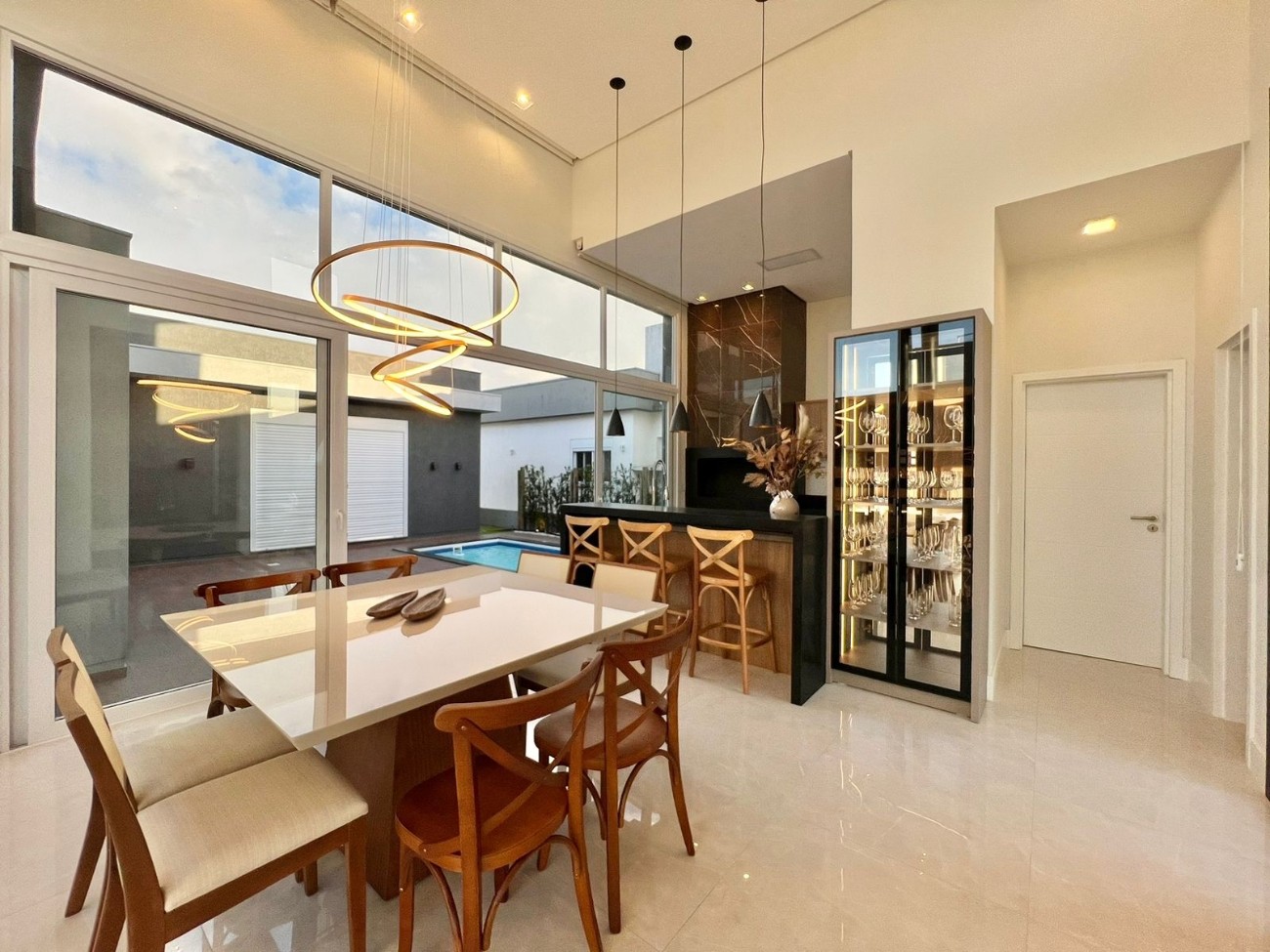 Casa de Condomínio à venda com 4 quartos, 180m² - Foto 9