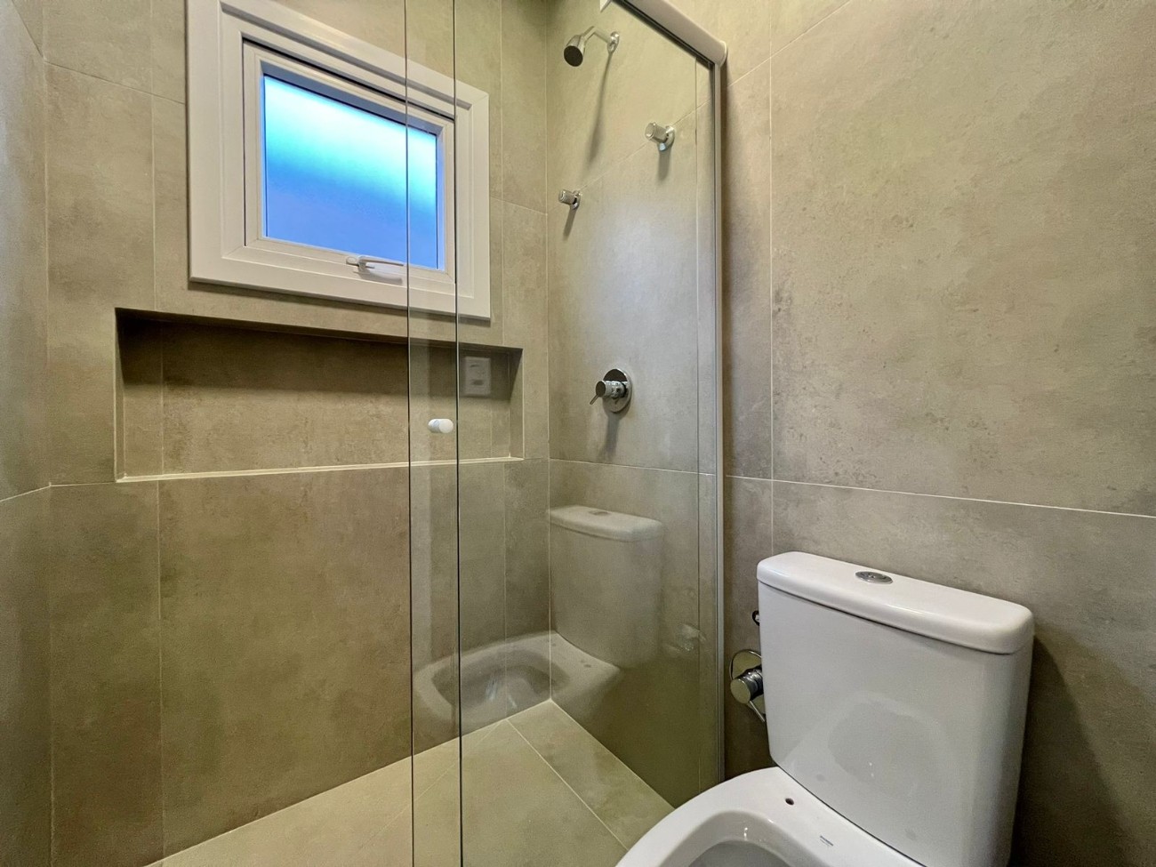 Casa de Condomínio à venda com 4 quartos, 180m² - Foto 15