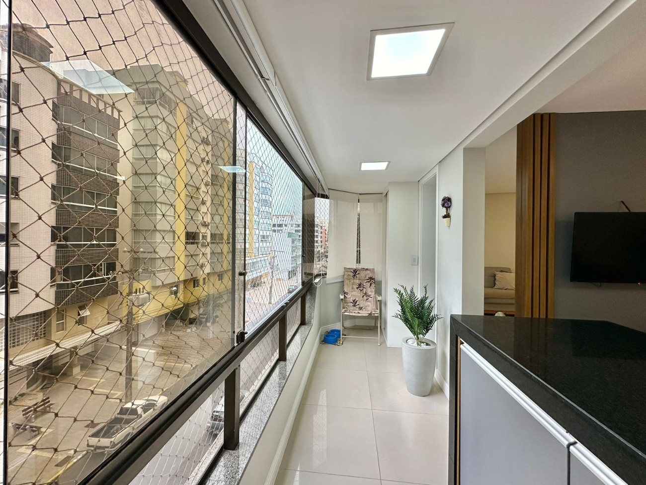 Apartamento à venda com 2 quartos, 104m² - Foto 8