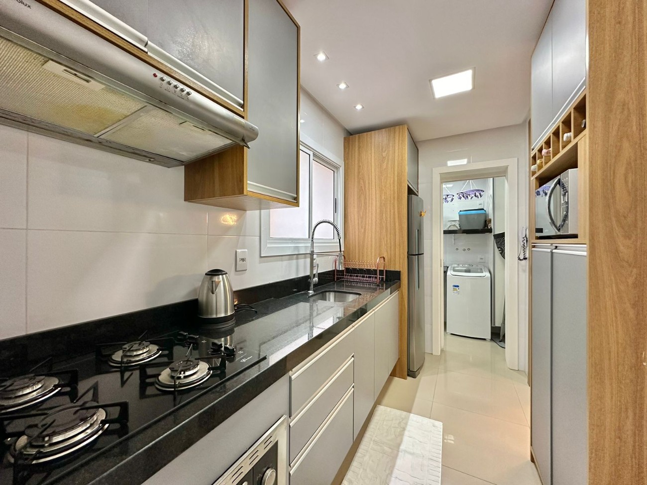 Apartamento à venda com 2 quartos, 104m² - Foto 11