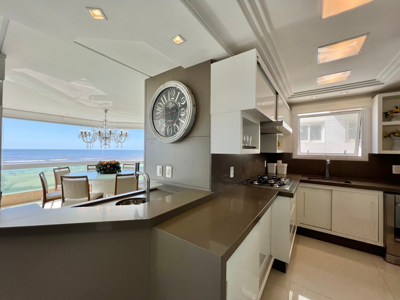 Apartamento à venda com 4 quartos, 248m² - Foto 19