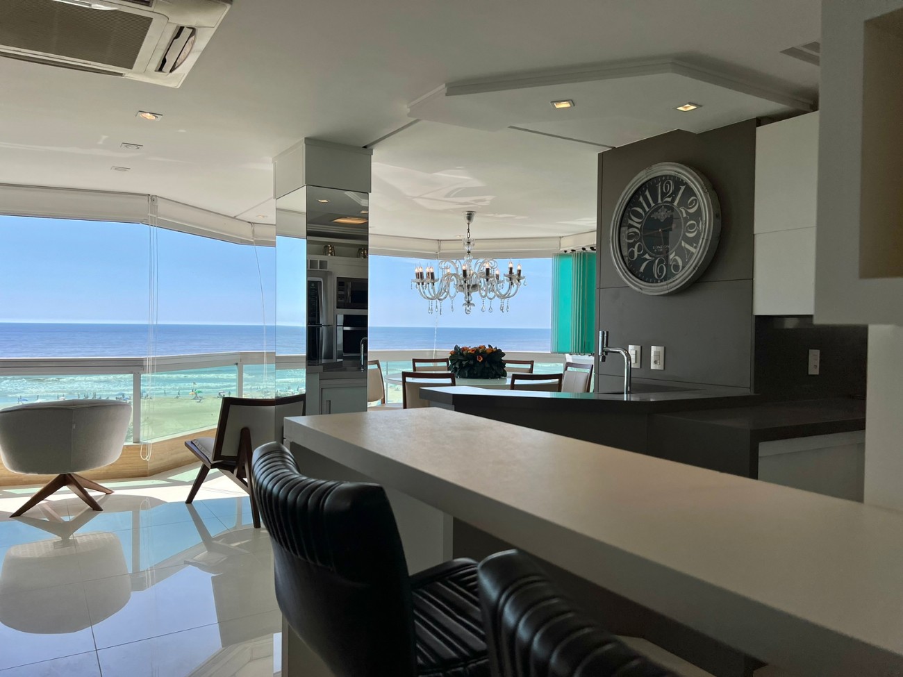 Apartamento à venda com 4 quartos, 248m² - Foto 7