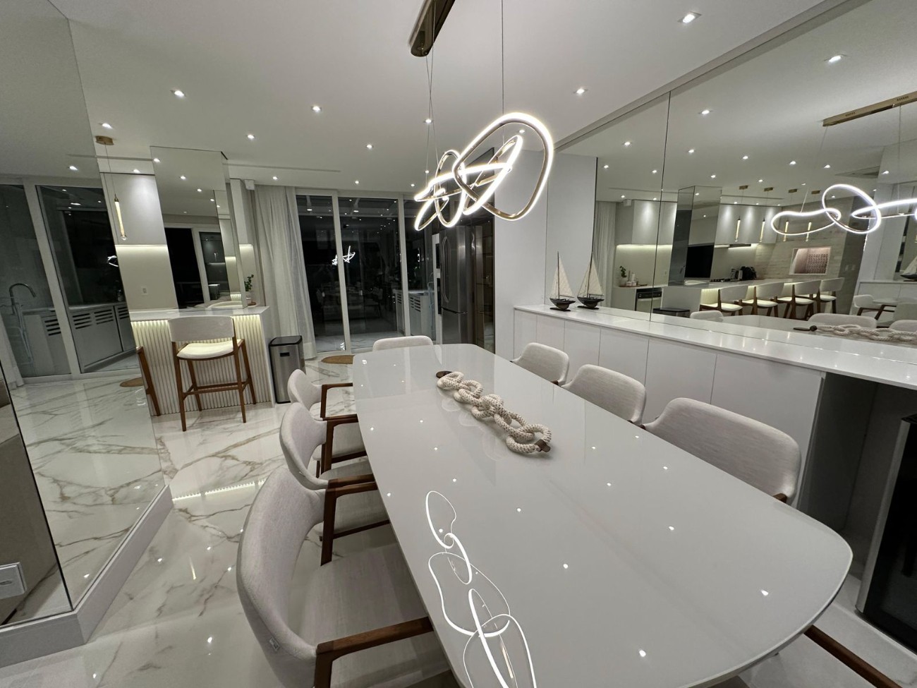 Apartamento, 3 quartos, 248 m² - Foto 8