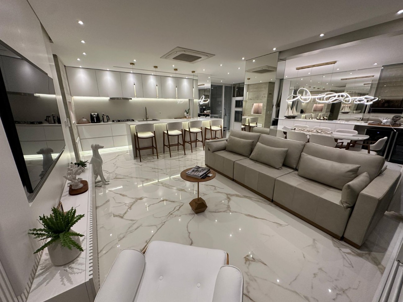 Apartamento, 3 quartos, 248 m² - Foto 16