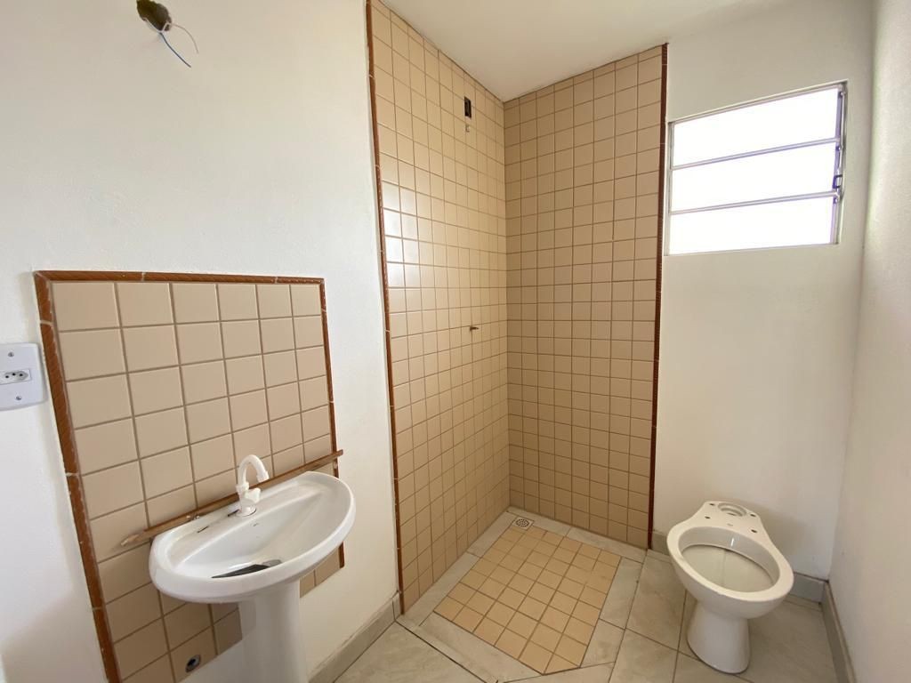 Casa à venda com 2 quartos, 60m² - Foto 10