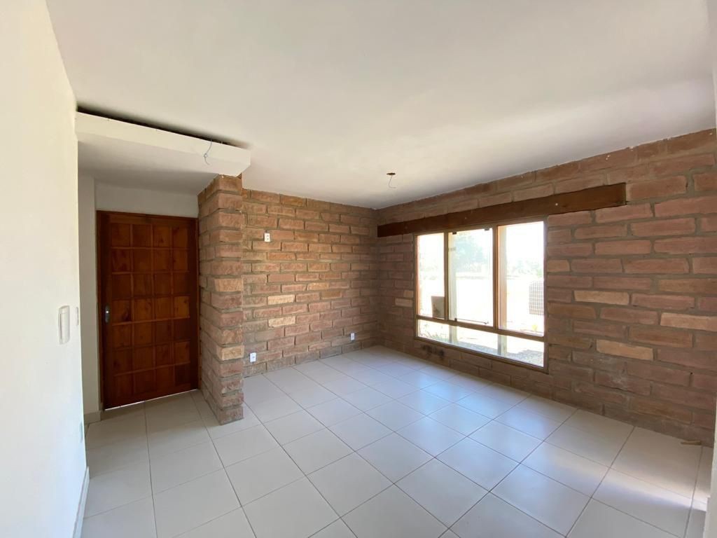 Casa à venda com 2 quartos, 60m² - Foto 14