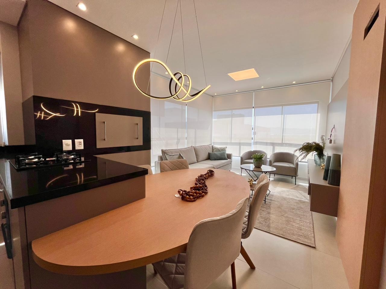 Apartamento à venda com 3 quartos, 98m² - Foto 2
