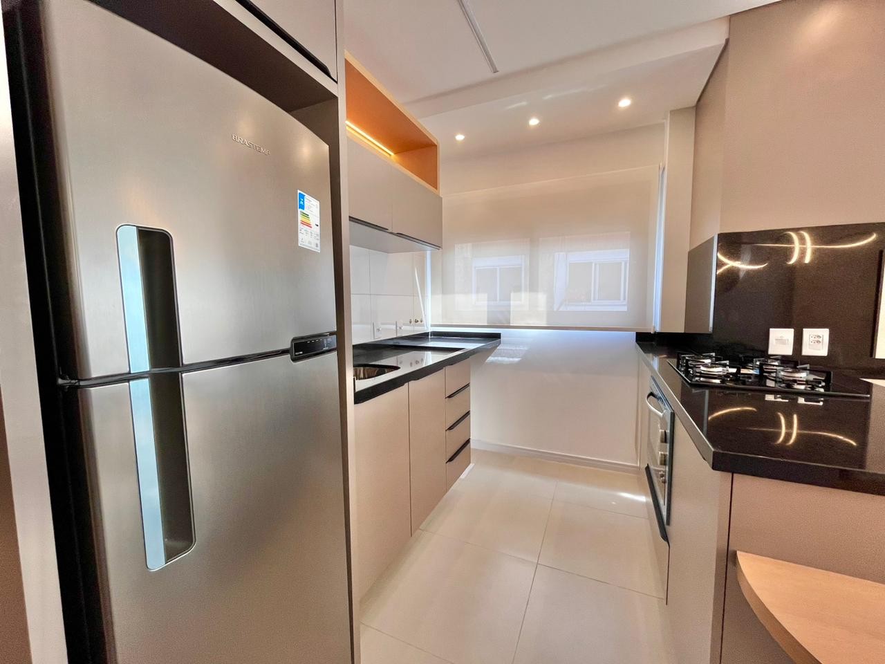 Apartamento à venda com 3 quartos, 98m² - Foto 7