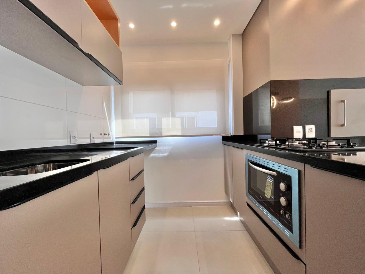 Apartamento à venda com 3 quartos, 98m² - Foto 6