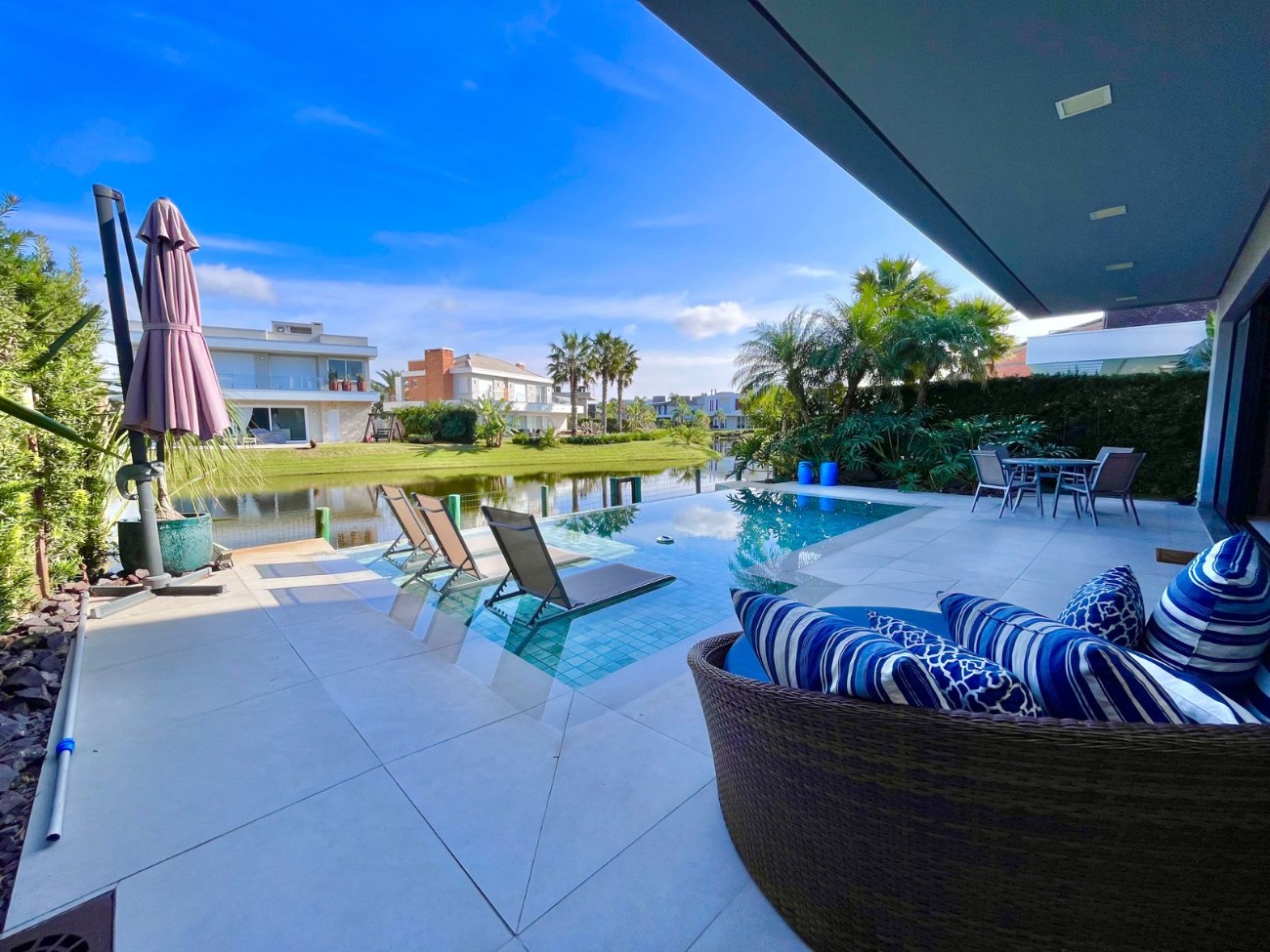 Casa de Condomínio à venda com 5 quartos, 409m² - Foto 7