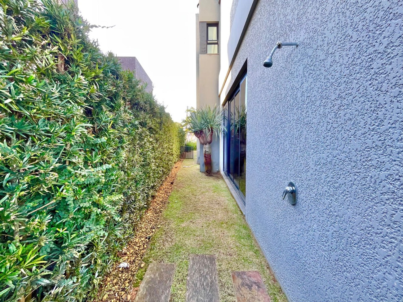 Casa de Condomínio à venda com 5 quartos, 409m² - Foto 8