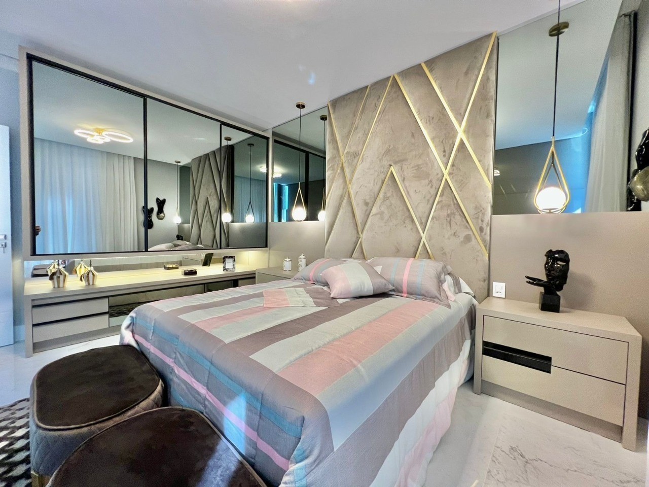 Casa de Condomínio à venda com 4 quartos, 339m² - Foto 11