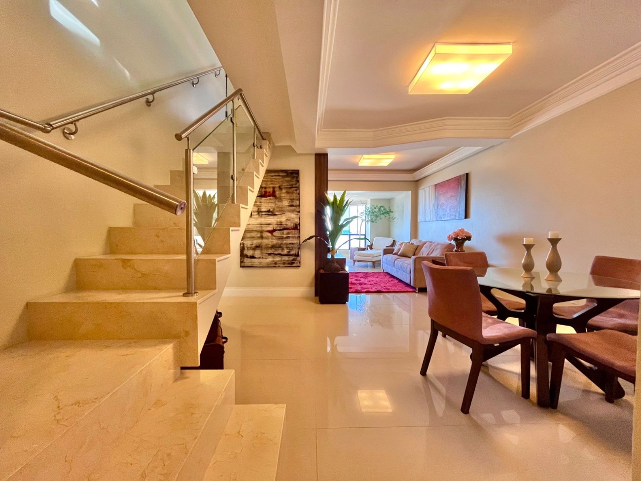 Apartamento à venda com 3 quartos, 234m² - Foto 7