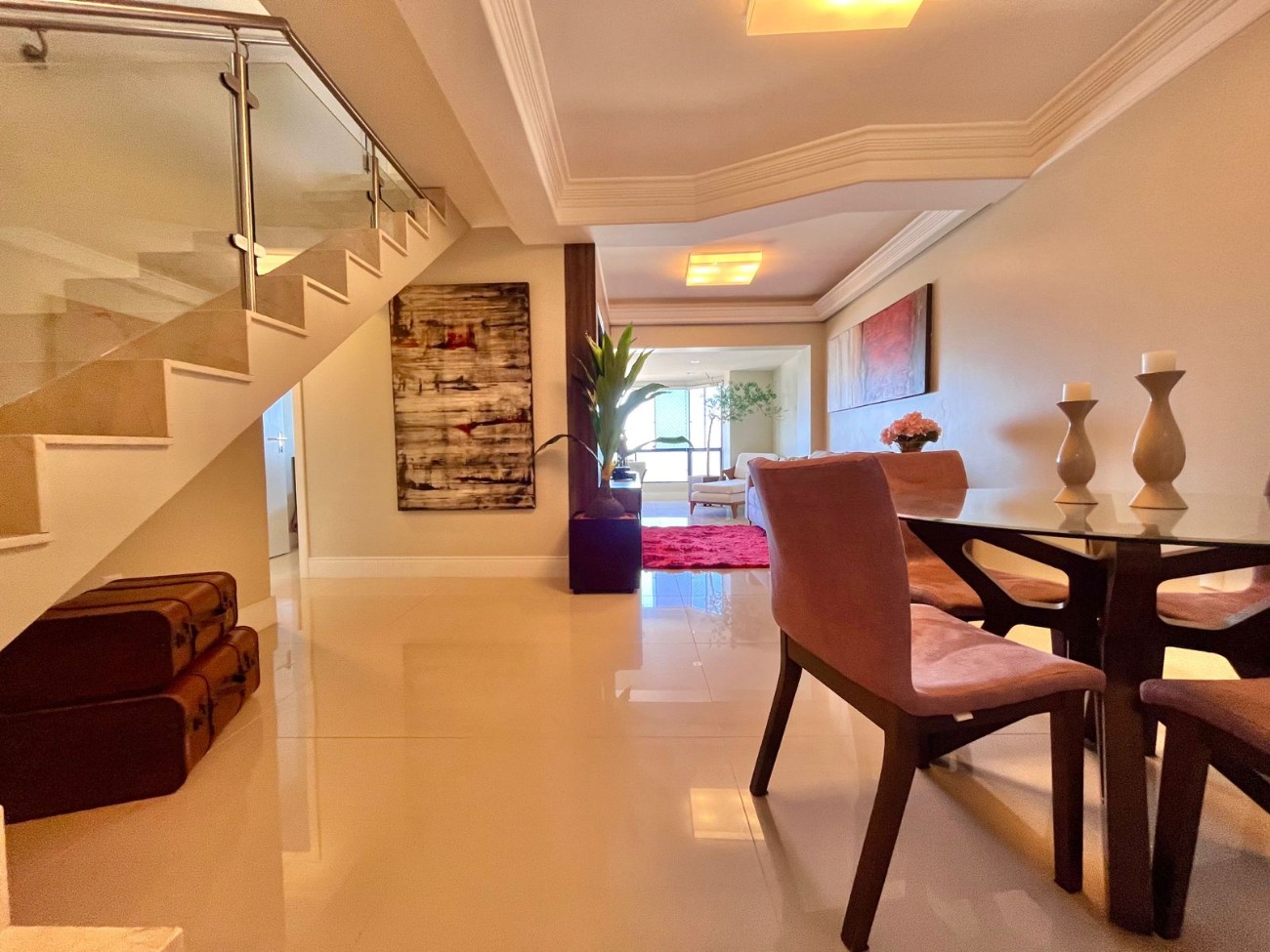 Apartamento à venda com 3 quartos, 234m² - Foto 6