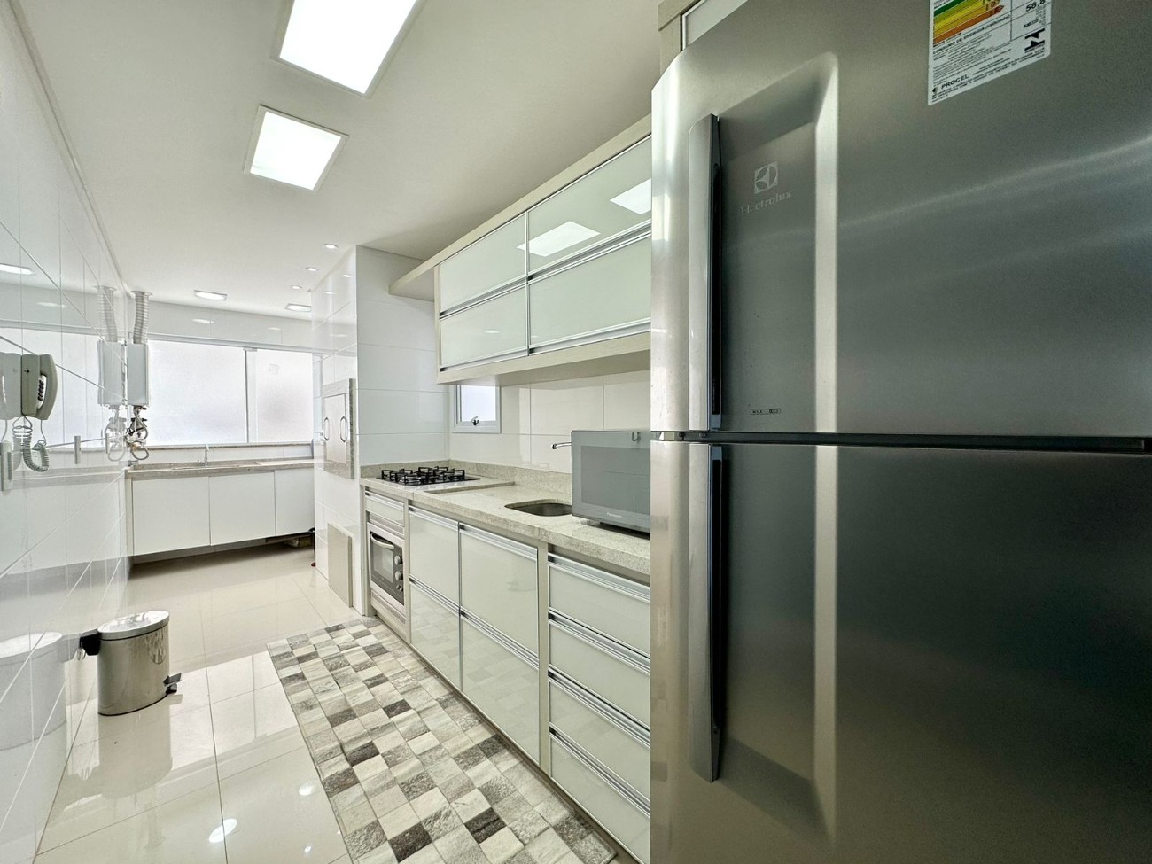 Apartamento à venda com 2 quartos, 100m² - Foto 11