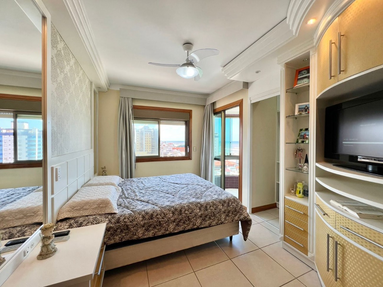 Apartamento, 4 quartos, 200 m² - Foto 10