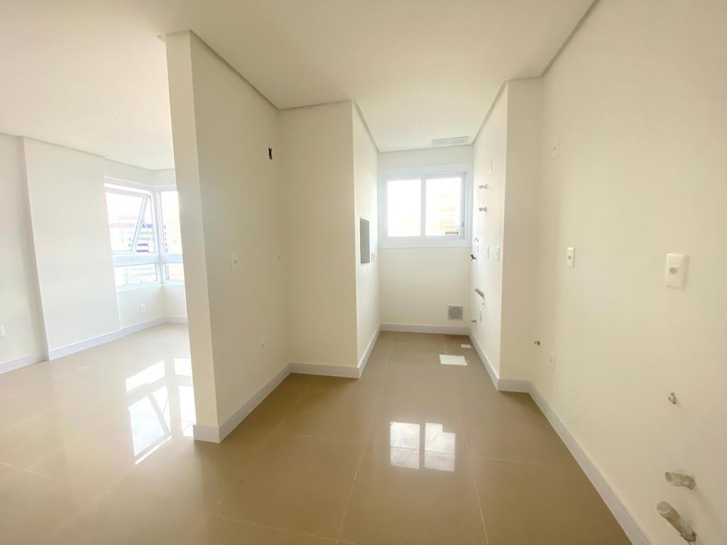Apartamento à venda com 3 quartos, 112m² - Foto 17