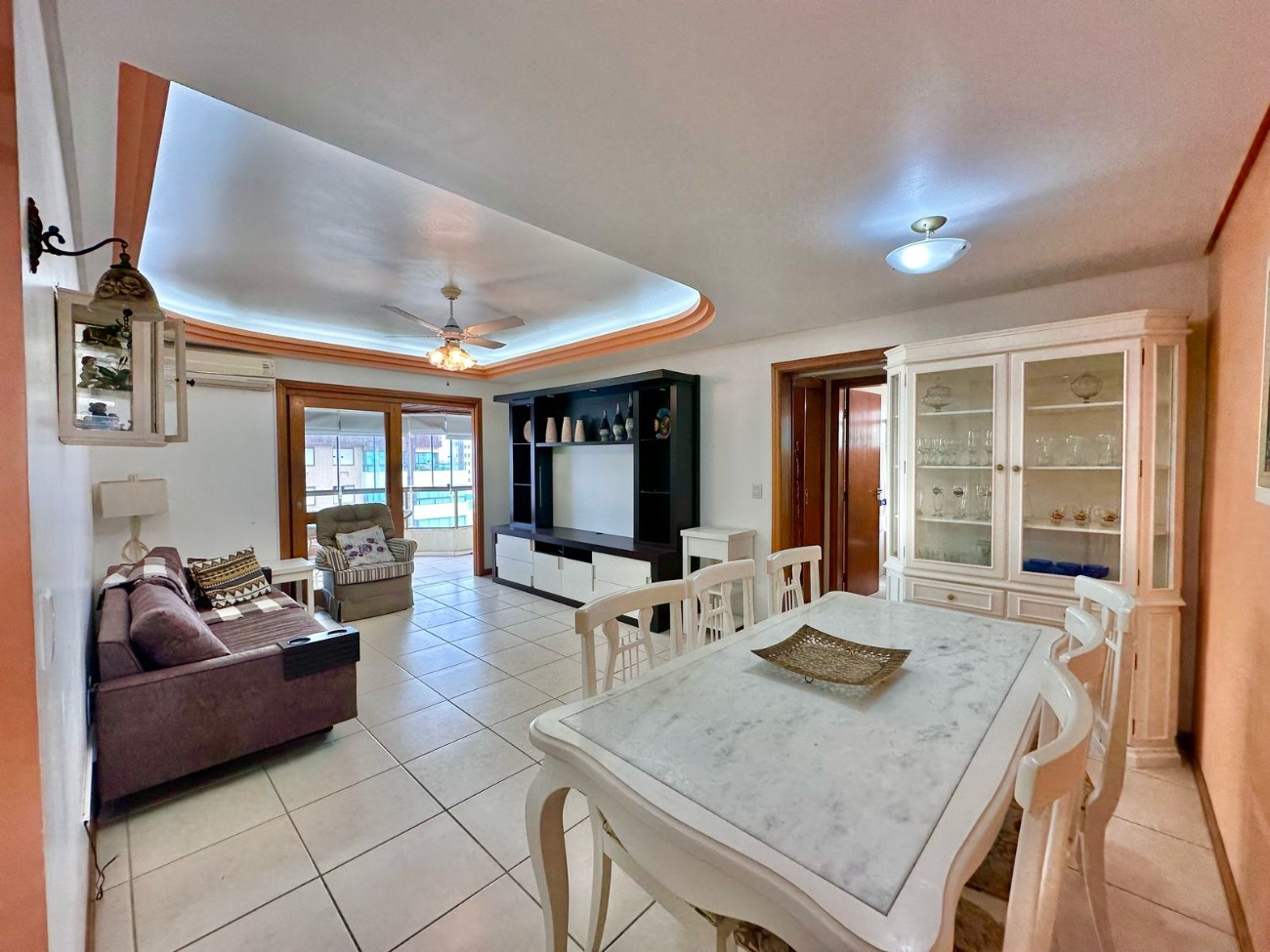 Apartamento, 3 quartos, 152 m² - Foto 2