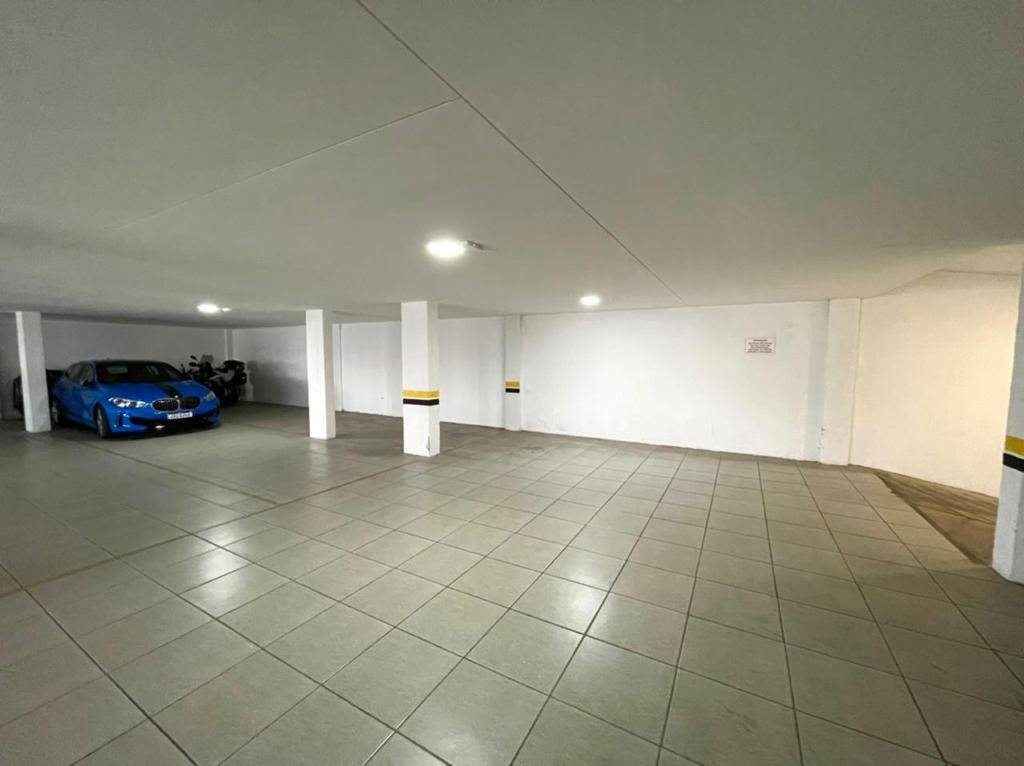 Apartamento à venda com 3 quartos, 116m² - Foto 17