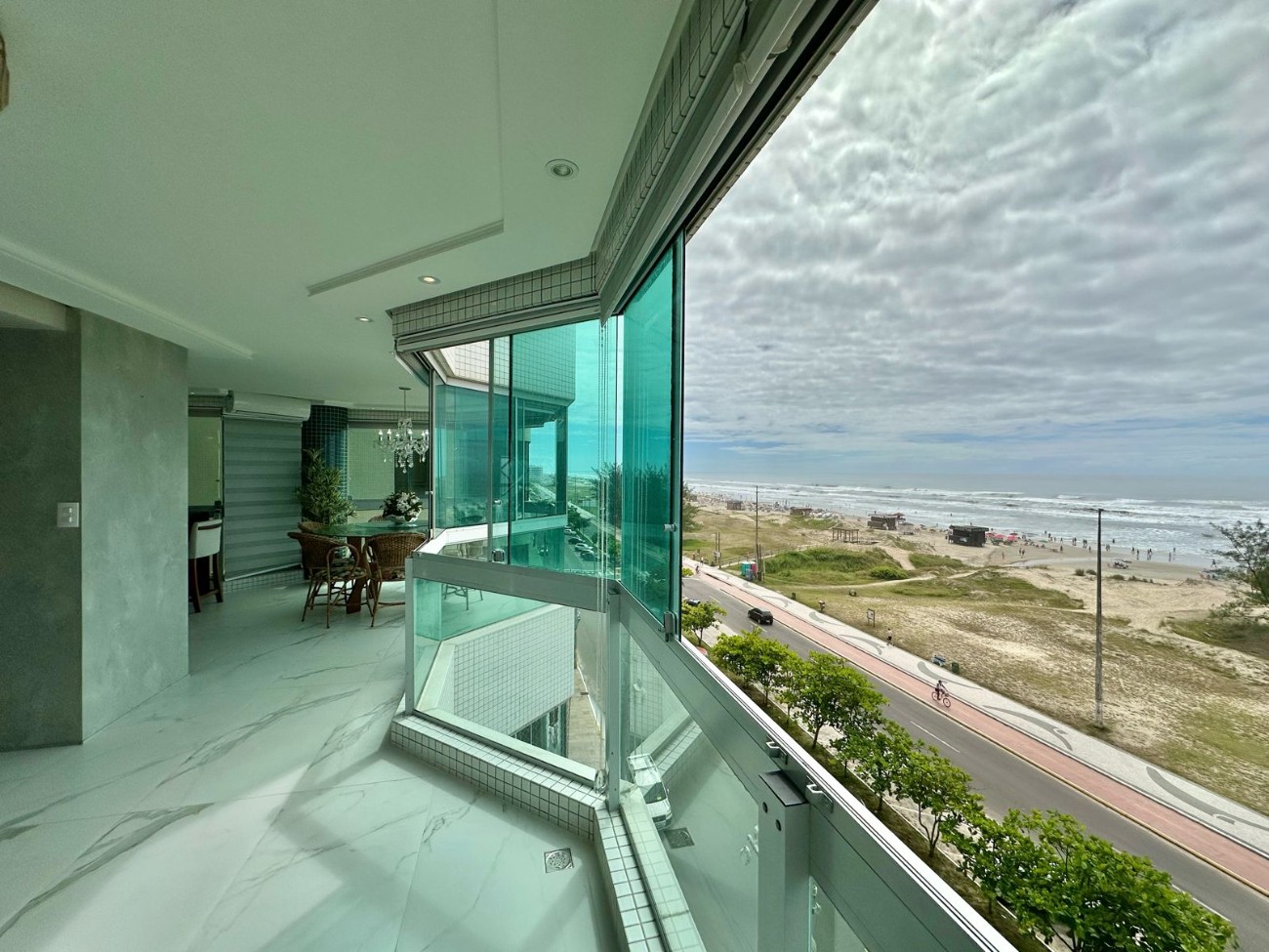 Apartamento, 4 quartos, 217 m² - Foto 2